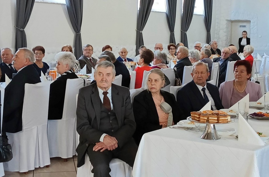 Świętowały złote i diamentowe pary