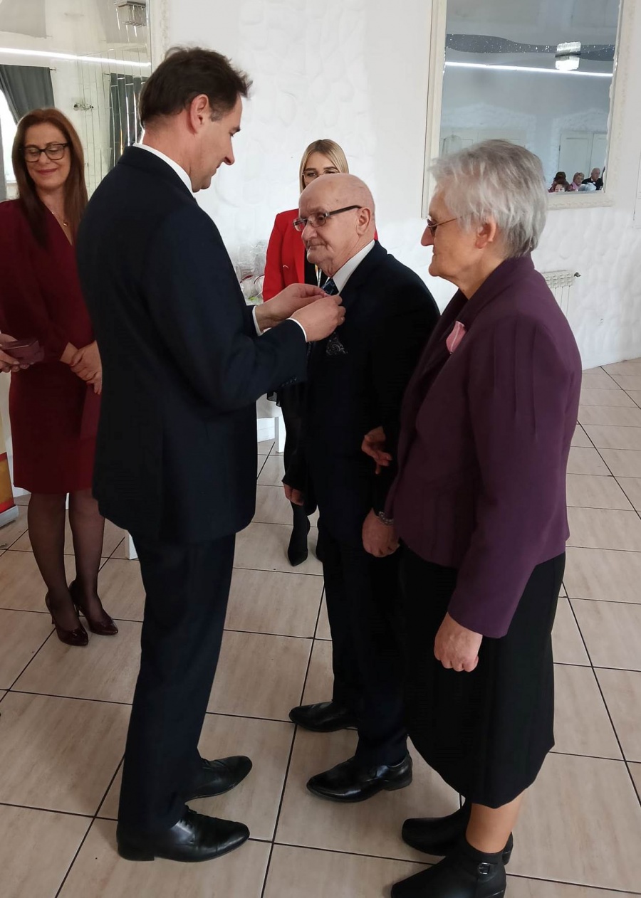 Świętowały złote i diamentowe pary