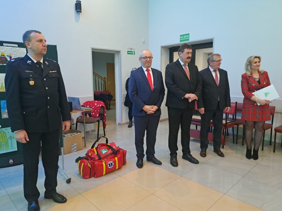 Tradycyjnie sala pełna gości na Wigilii u Zofii Urbanowskiej