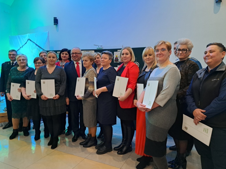 Tradycyjnie sala pełna gości na Wigilii u Zofii Urbanowskiej