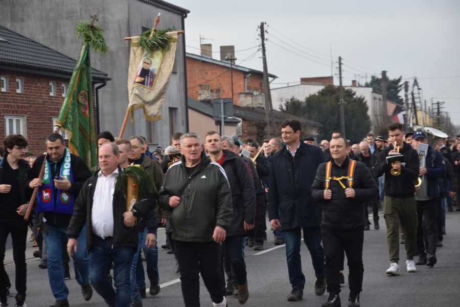 Procesja Emaus okrążyła miasto
