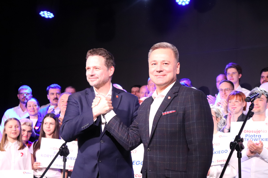Rafał Trzaskowski wspiera Piotra Korytkowskiego. „Dzięki niemu Konin się zmienia nie do poznania i bardzo ważne, żeby kontynuować ten trend”