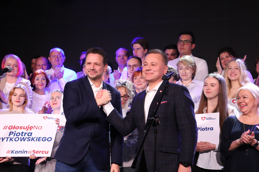 Rafał Trzaskowski wspiera Piotra Korytkowskiego. „Dzięki niemu Konin się zmienia nie do poznania i bardzo ważne, żeby kontynuować ten trend”