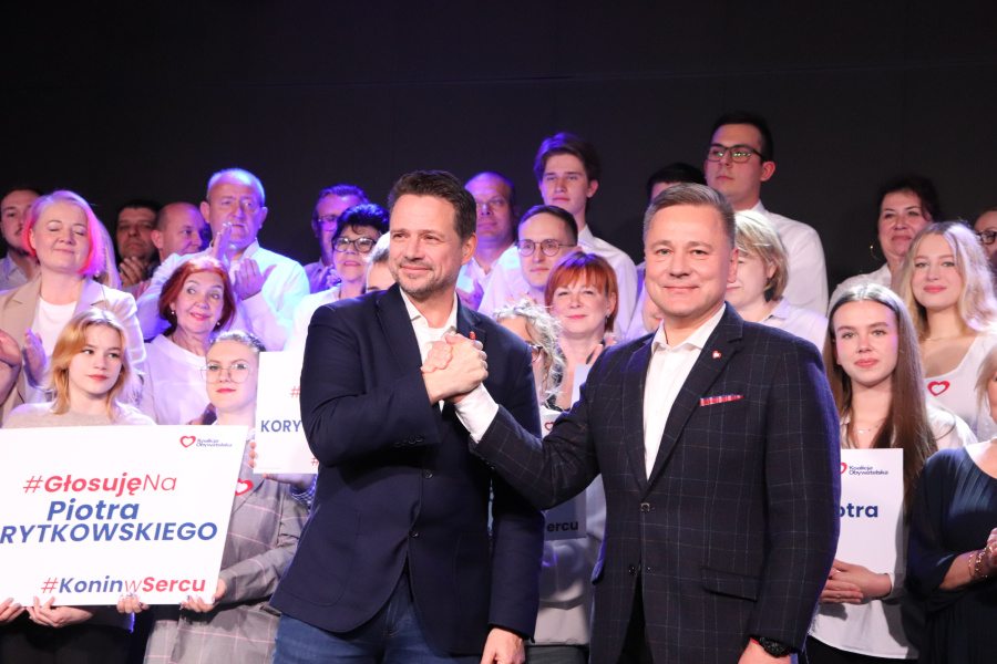 Rafał Trzaskowski wspiera Piotra Korytkowskiego. „Dzięki niemu Konin się zmienia nie do poznania i bardzo ważne, żeby kontynuować ten trend”