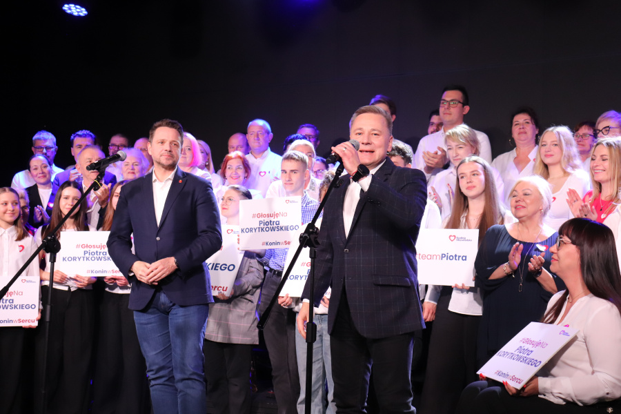 Rafał Trzaskowski wspiera Piotra Korytkowskiego. „Dzięki niemu Konin się zmienia nie do poznania i bardzo ważne, żeby kontynuować ten trend”