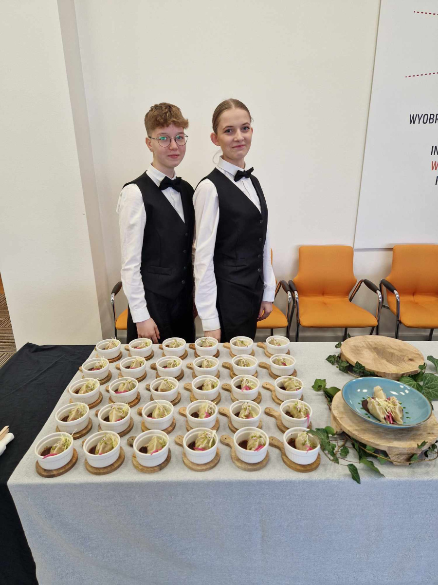 Gastronomiczne sukcesy i wyzwania uczniów
