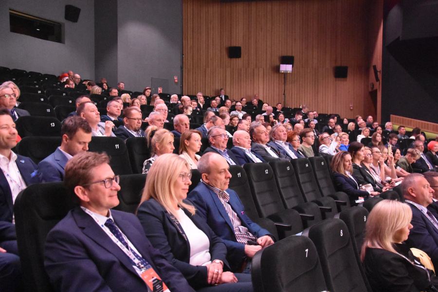 „Nie możemy odtrąbić sukcesu i się rozejść”. Konferencja „Droga do zatrudnienia po węglu” z udziałem zagranicznych gości