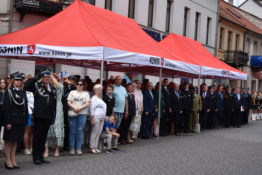 „Dziękujemy za każdy uratowany dom, za każde uratowane życie”. Wielkie święto strażaków