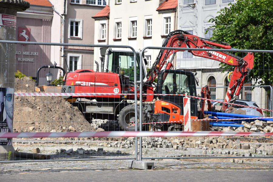 Saperzy wydobyli pocisk. Plac Wolności już dostępny