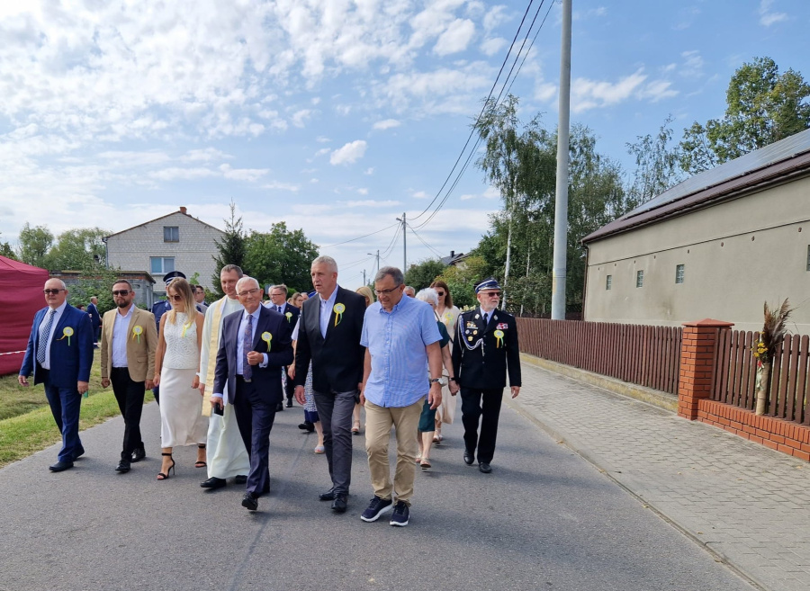 „Dbamy o naszych rolników”. Dożynki Gminno-Parafialne Złotkowy’2024