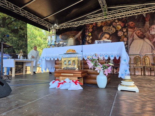 Doroczny odpust ku czci Narodzenia NMP w Bieniszewie