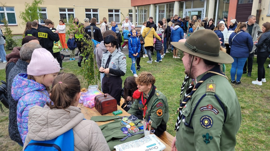Piknik Konińskiego Pyrka w „dziewiątce”. Zbierają pieniądze na budowę ścieżki sensorycznej