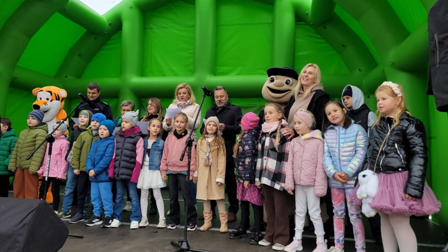 Piknik Konińskiego Pyrka w „dziewiątce”. Zbierają pieniądze na budowę ścieżki sensorycznej