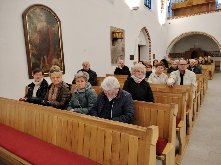 Cztery koncerty w kazimierowskim klasztorze. Jako ostatni wystąpił prof. Andrzej Chorosiński