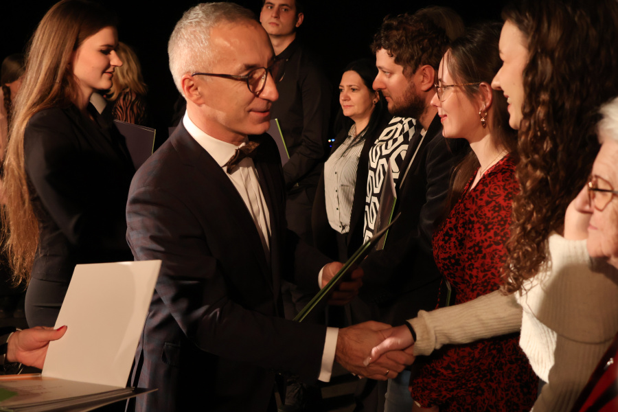 „Ludzie ludziom są po prostu potrzebni”. Poznaliśmy laureatów konkursu „Wolontariusz Roku 2024”