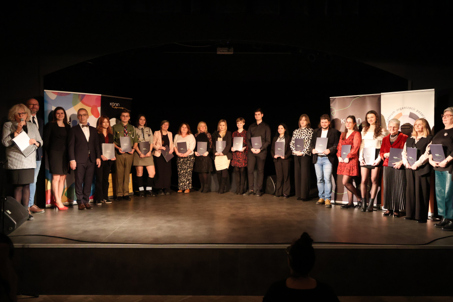 „Ludzie ludziom są po prostu potrzebni”. Poznaliśmy laureatów konkursu „Wolontariusz Roku 2024”
