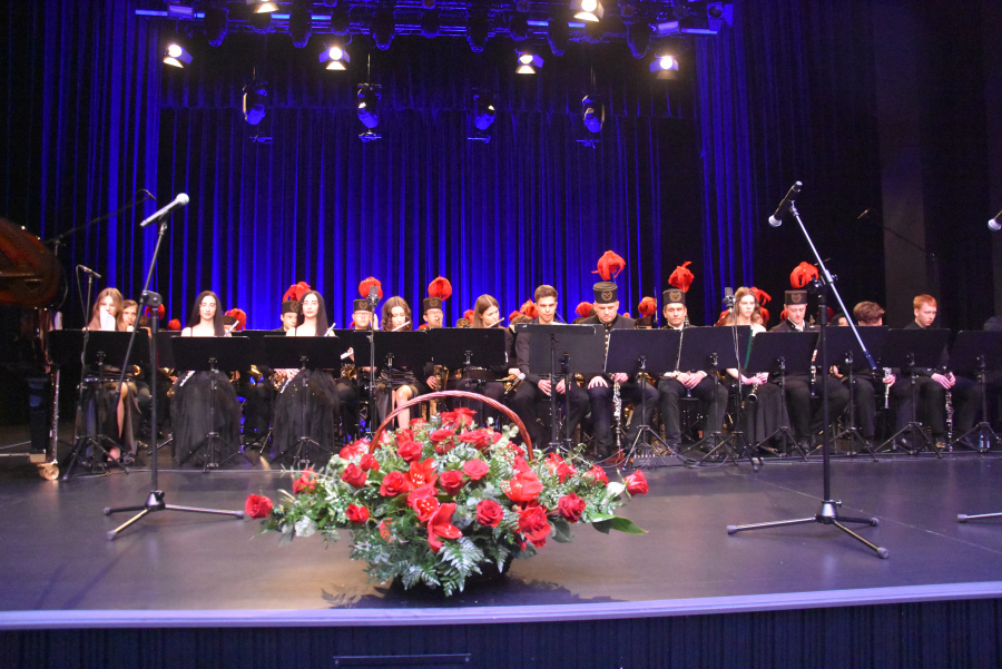 Orkiestra PAK KWB Konin i Waldemar Malicki. Koncert pełen wirtuozerii