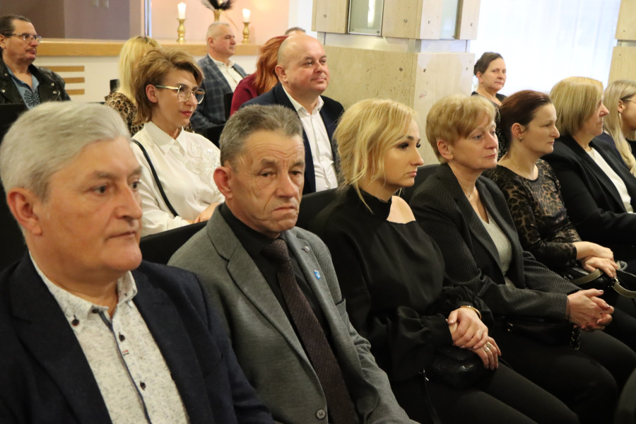Spotkanie Noworoczne Powiatu Tureckiego. Najbardziej zasłużonym wręczono tytuły i nagrody