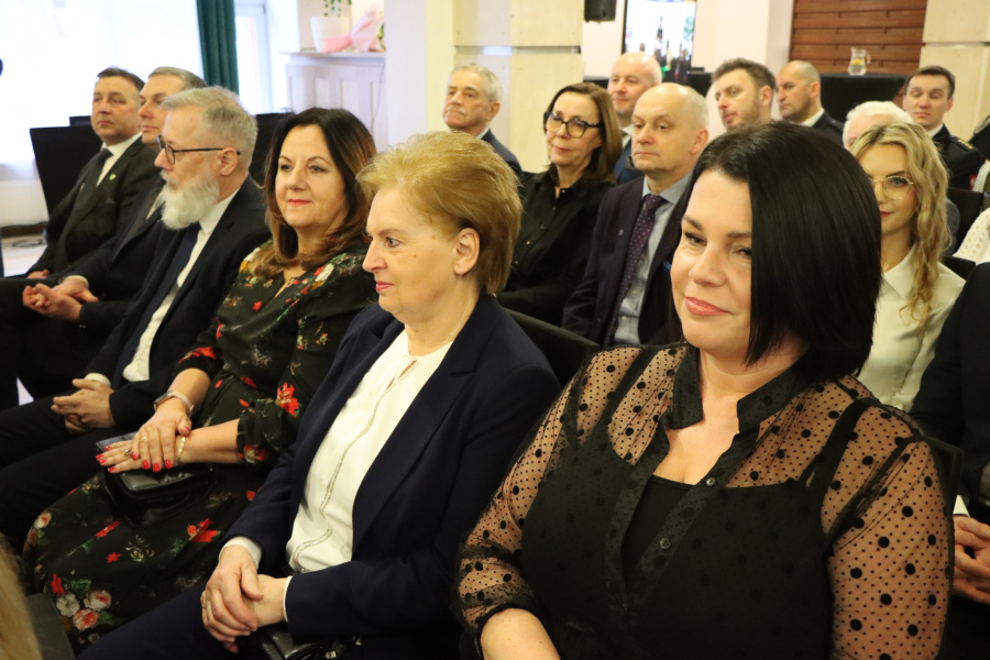 Spotkanie Noworoczne Powiatu Tureckiego. Najbardziej zasłużonym wręczono tytuły i nagrody