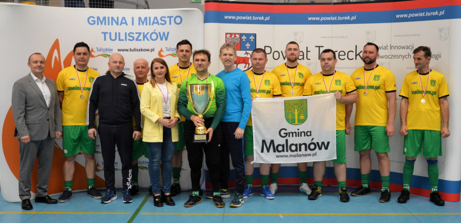 Gmina Malanów najlepsza w futsalowym turnieju samorządowców powiatu tureckiego