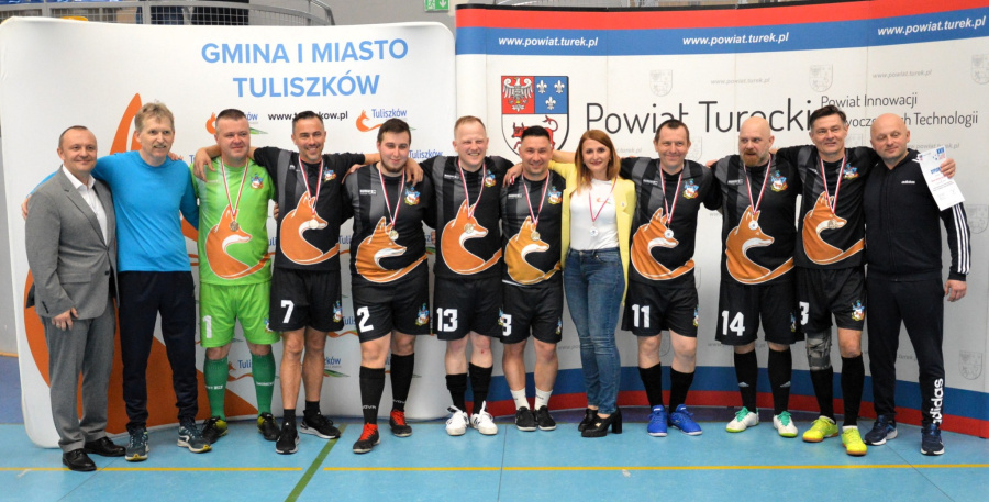Gmina Malanów najlepsza w futsalowym turnieju samorządowców powiatu tureckiego