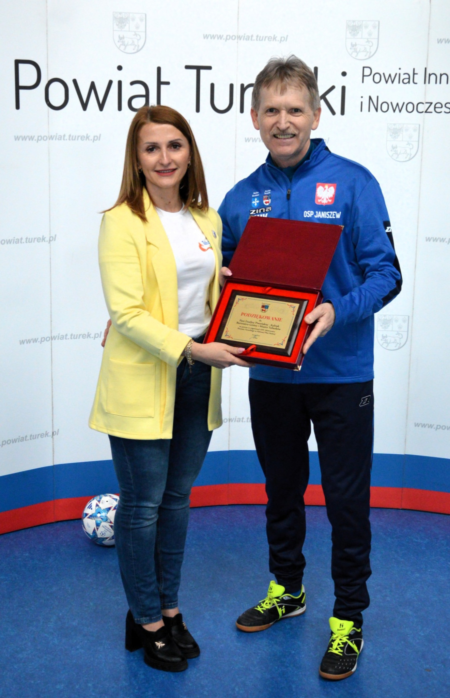 Gmina Malanów najlepsza w futsalowym turnieju samorządowców powiatu tureckiego