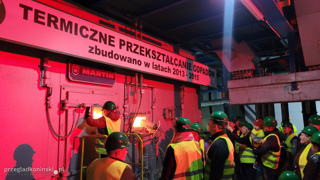 Nocne zwiedzanie w MZGOK w Koninie