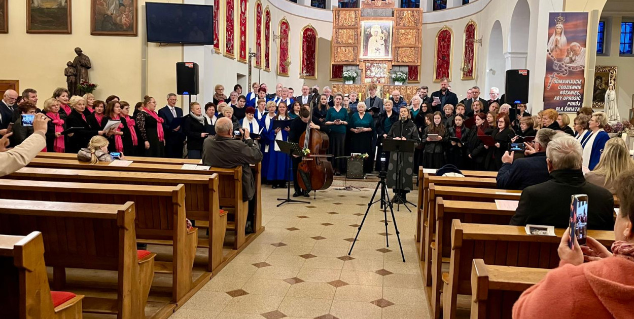 VI Kawnicki Festiwal Pieśni Maryjnej