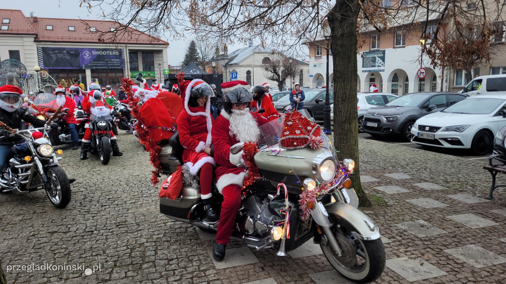 Mikołaje na motocyklach w Koninie
