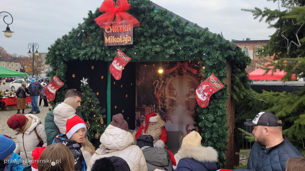 Świątecznie na rynku w Ślesinie