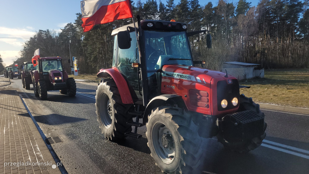 Protest rolników na wiadukcie nad autostradą