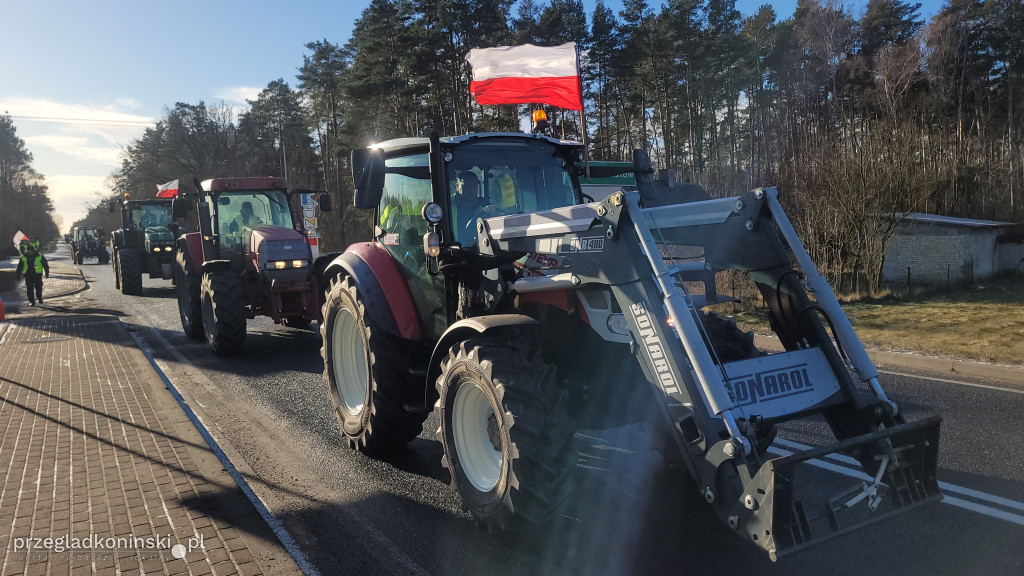Protest rolników na wiadukcie nad autostradą
