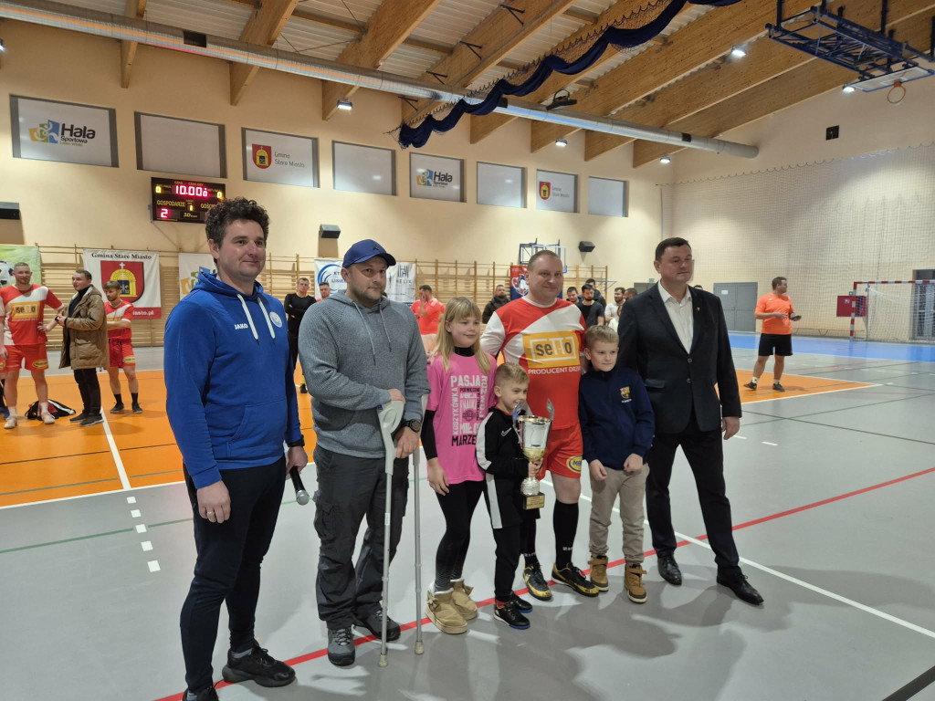 Przyjaciele zagrali dla Arka