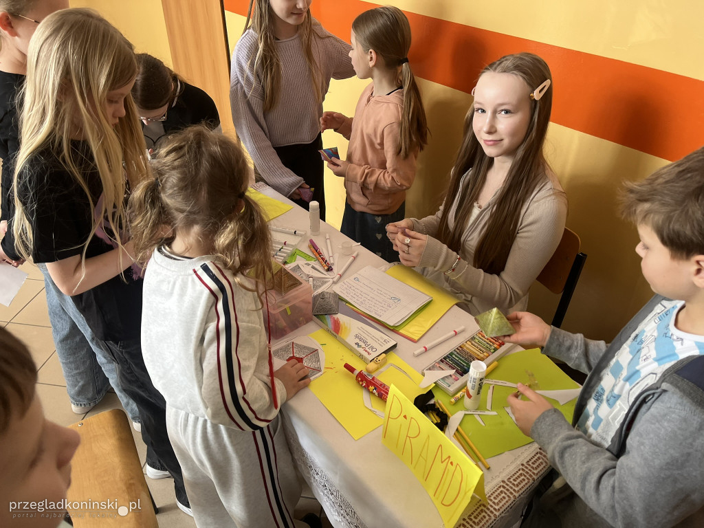 Dzień z historią w SP15 w Koninie