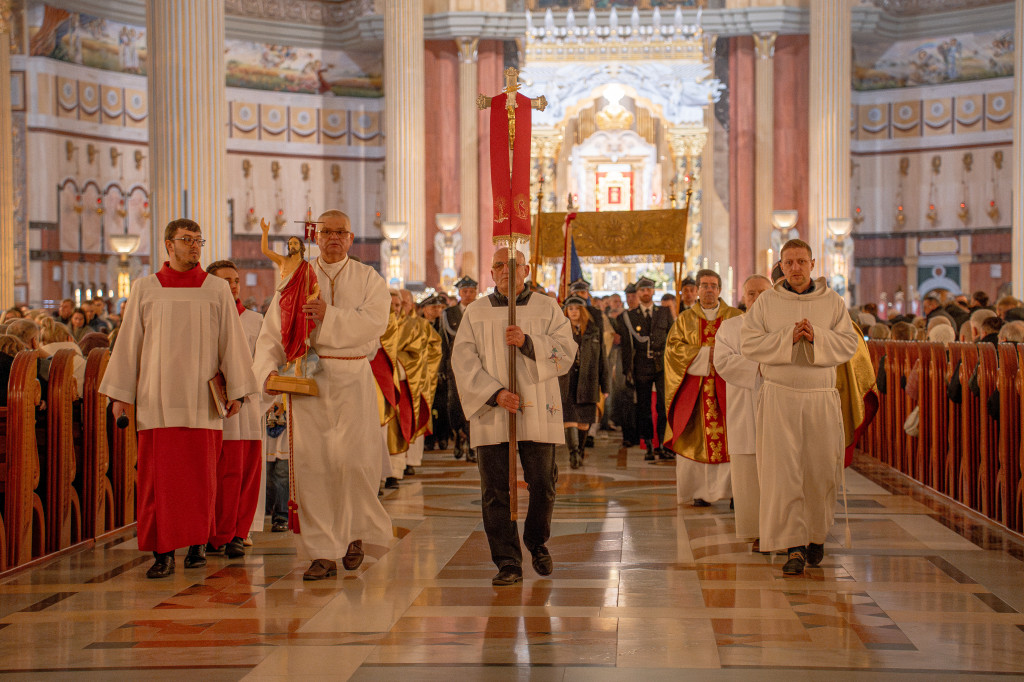Liturgia Wigilii Paschalnej w Licheniu
