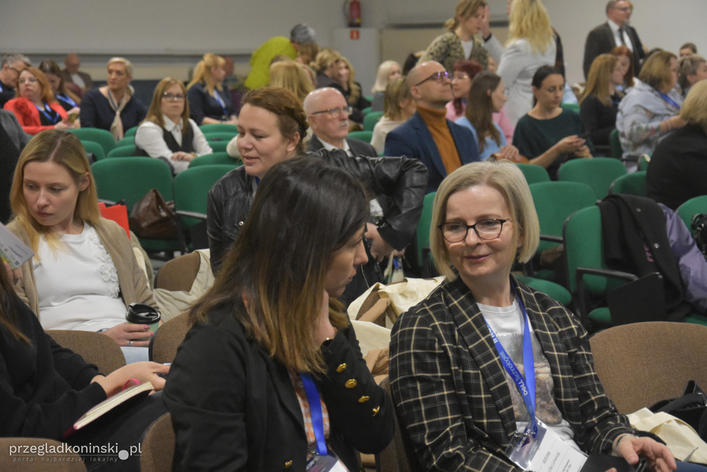 Nauczyciele w Koninie wypaleni zawodowo. Dyskusja na konferencji