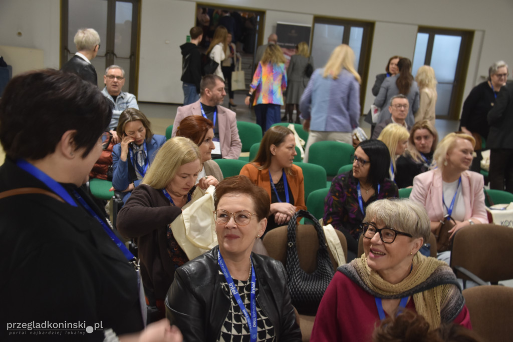 Nauczyciele w Koninie wypaleni zawodowo. Dyskusja na konferencji