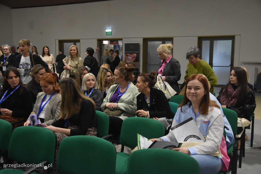 Nauczyciele w Koninie wypaleni zawodowo. Dyskusja na konferencji