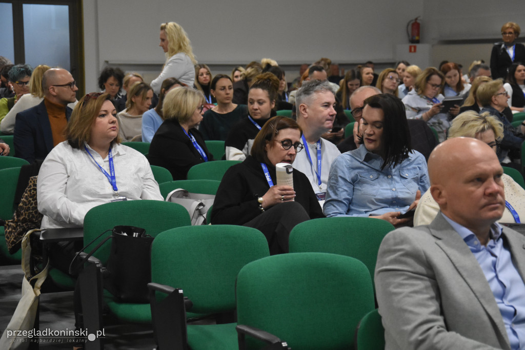 Nauczyciele w Koninie wypaleni zawodowo. Dyskusja na konferencji