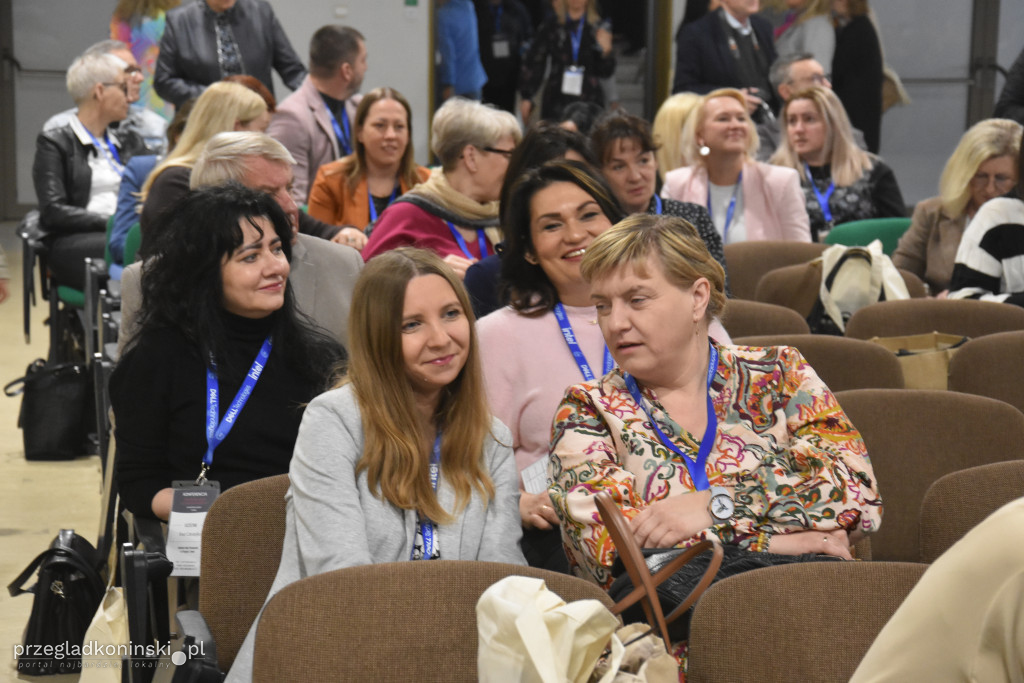 Nauczyciele w Koninie wypaleni zawodowo. Dyskusja na konferencji