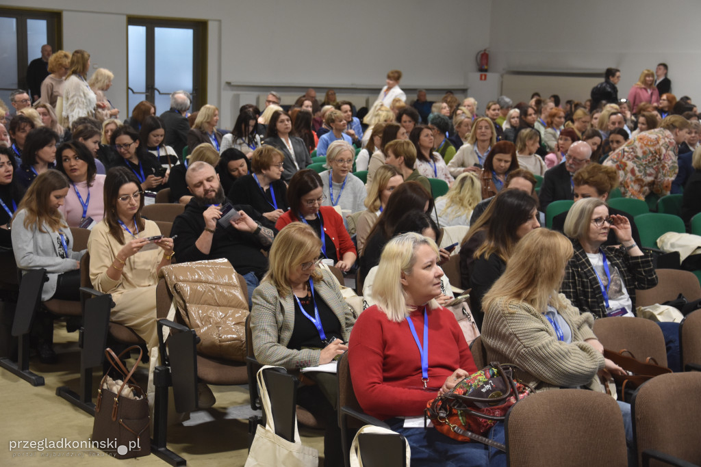 Nauczyciele w Koninie wypaleni zawodowo. Dyskusja na konferencji