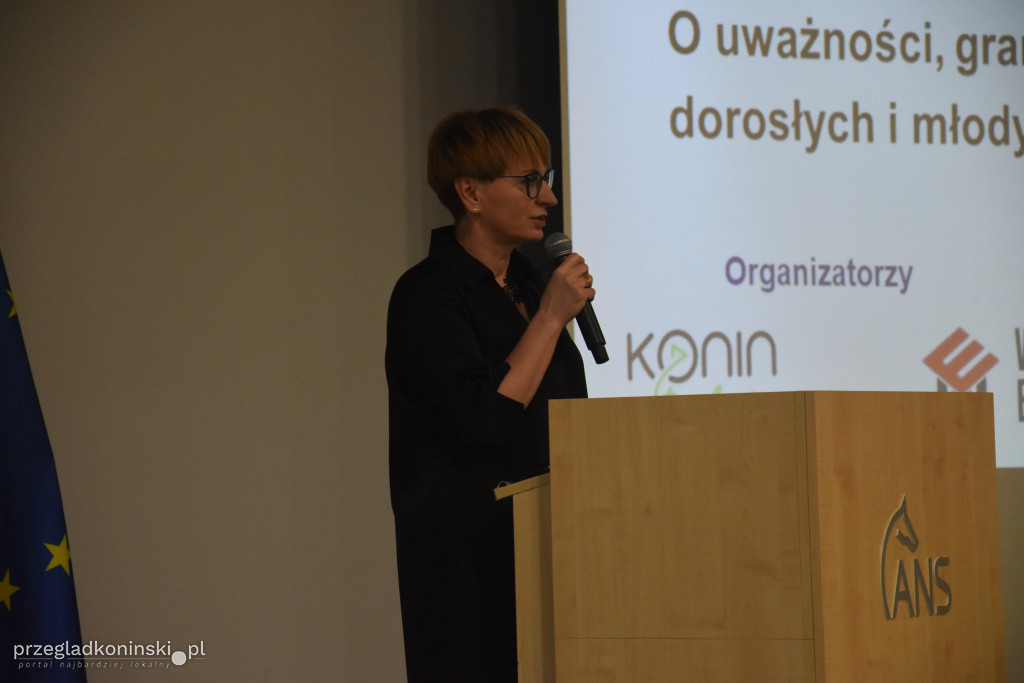 Nauczyciele w Koninie wypaleni zawodowo. Dyskusja na konferencji