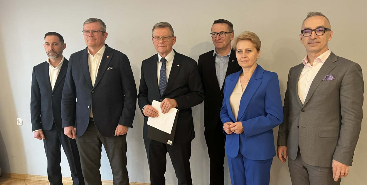 Poseł zorganizował konkurs dla uczniów