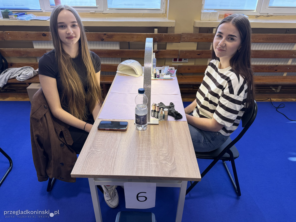 Konkurs stylizacji paznokci. Manicure biznesowy