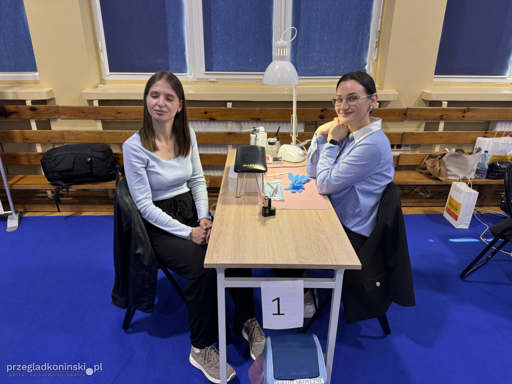 Konkurs stylizacji paznokci. Manicure biznesowy