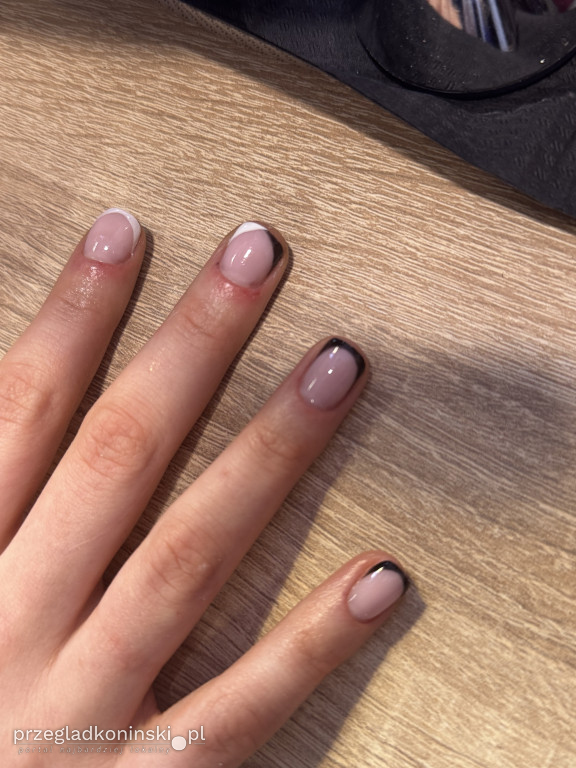 Konkurs stylizacji paznokci. Manicure biznesowy