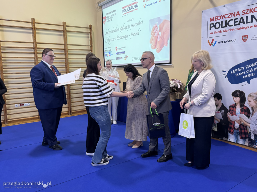 Konkurs stylizacji paznokci. Manicure biznesowy