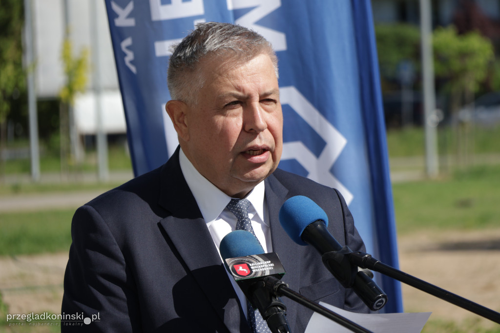 Uroczystość przekazania budynku mieszkalnego przy ulicy Onyksowej