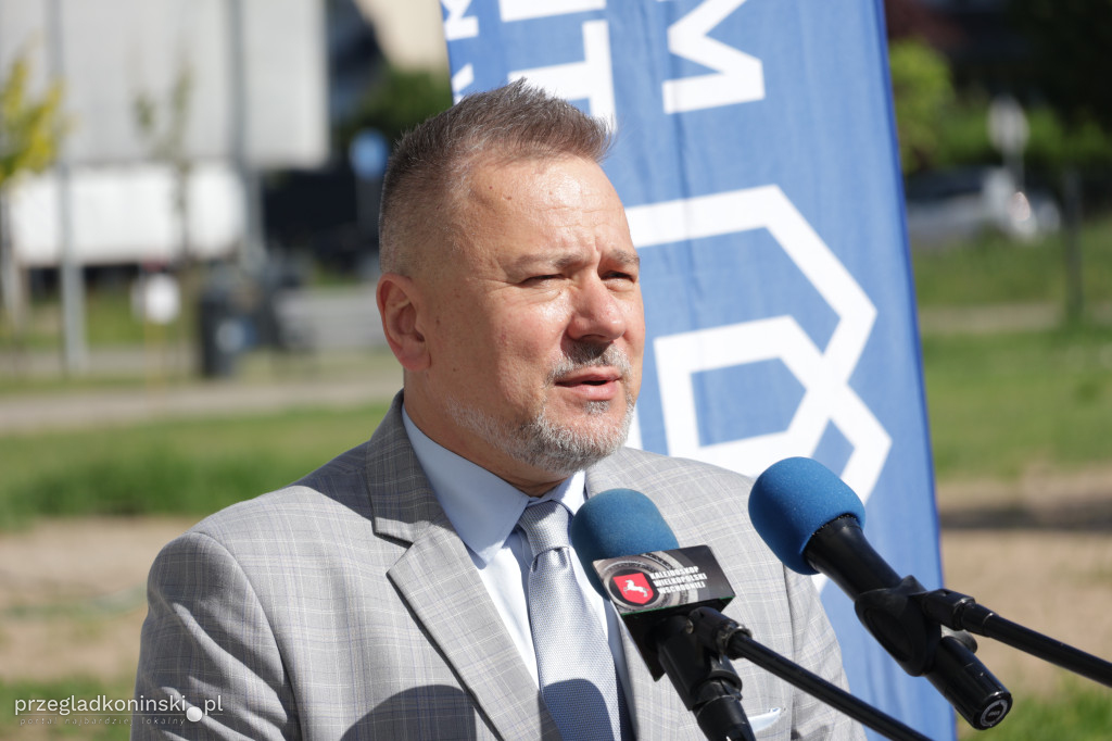 Uroczystość przekazania budynku mieszkalnego przy ulicy Onyksowej