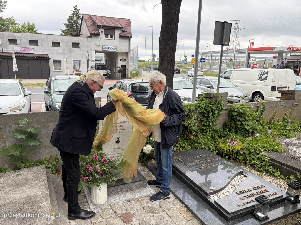 Odsłonięcie tablicy poświęconej Barbarze Friedzie Malarz